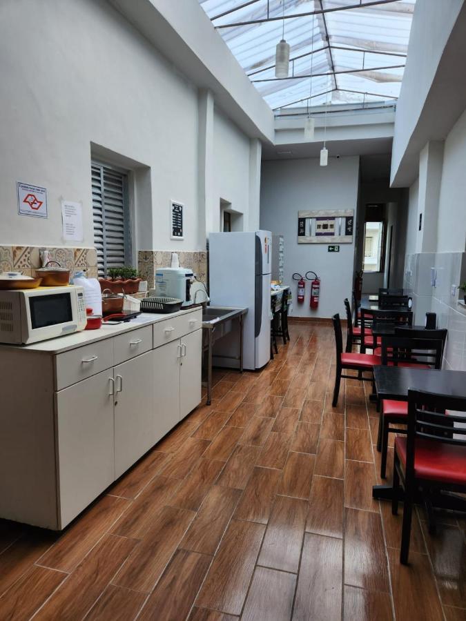 Fujima Hostel เซาเปาโล ภายนอก รูปภาพ